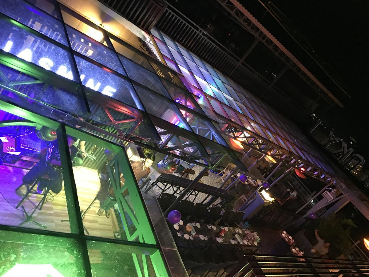茉莉花酒店和空中酒吧 马德望 外观 照片