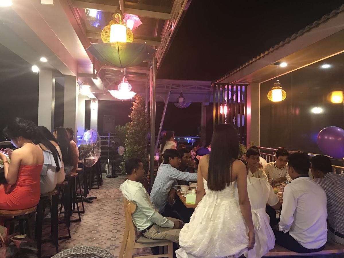 茉莉花酒店和空中酒吧 马德望 外观 照片