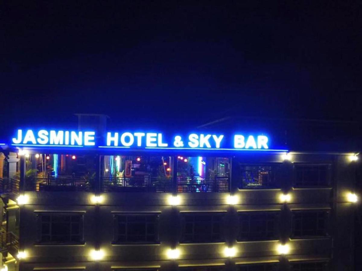 茉莉花酒店和空中酒吧 马德望 外观 照片