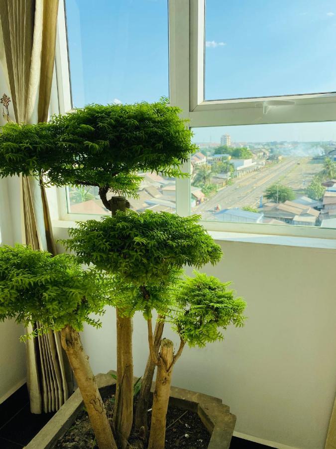 茉莉花酒店和空中酒吧 马德望 外观 照片